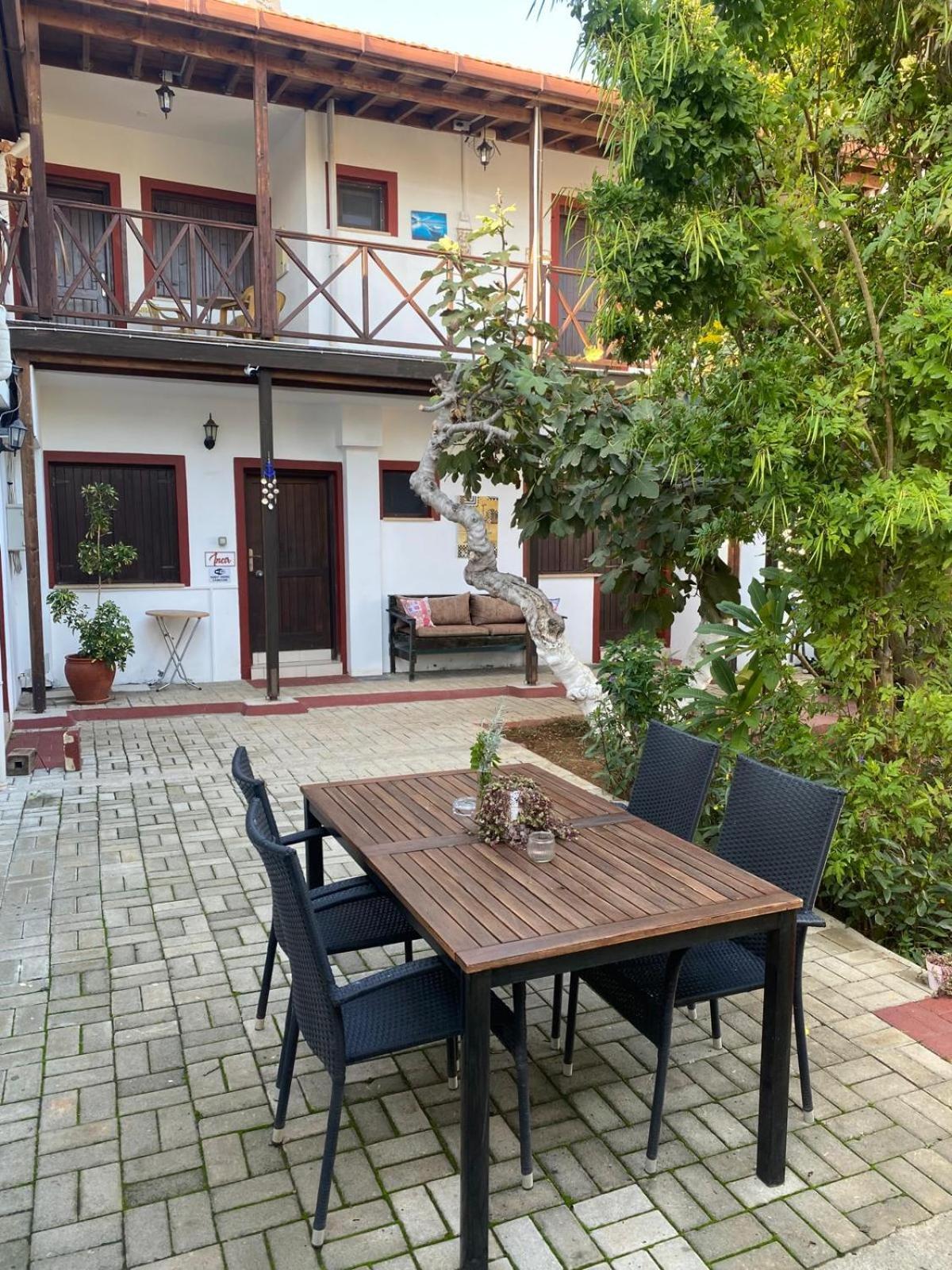 Betul Guest House Famagusta  Exterior foto